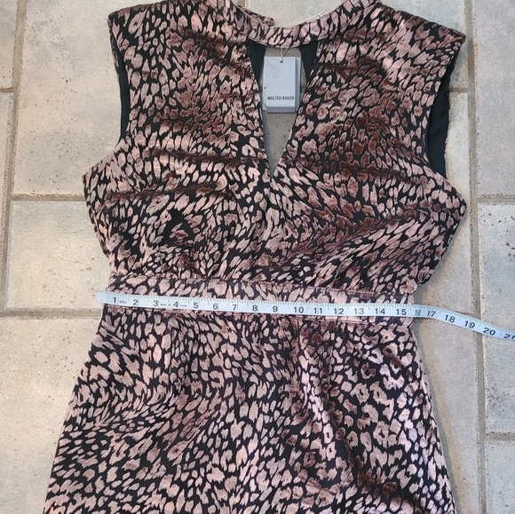 WALTER BAKER Woman's Dress Rosalie Velvet Burnout leopard blush Mini Dress - Picture 8 of 15